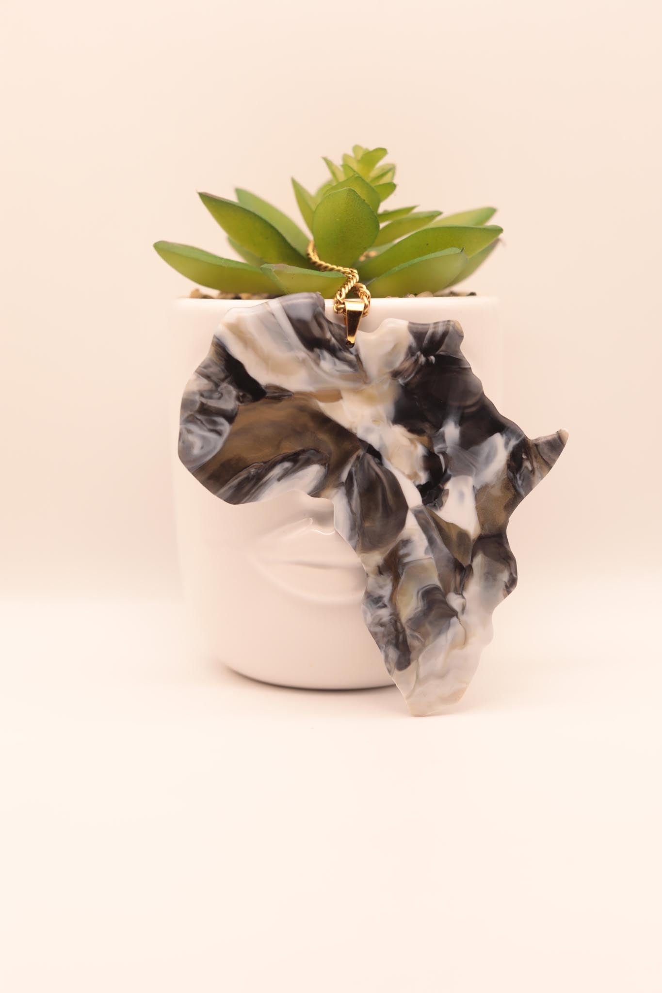 Statement Africa Upcycled Sustainable Chain (Limited Edition)