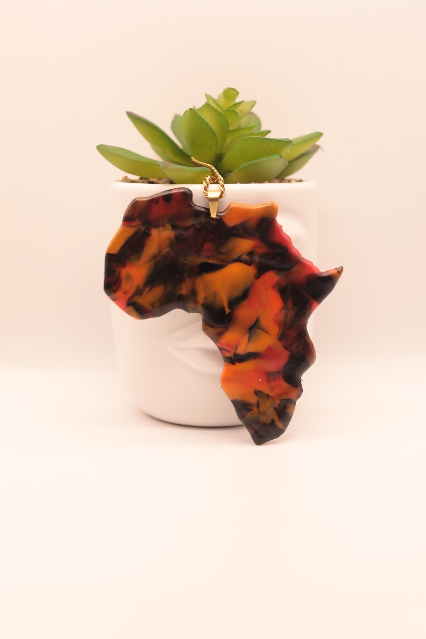 Statement Africa Upcycled Sustainable Chain (Limited Edition)